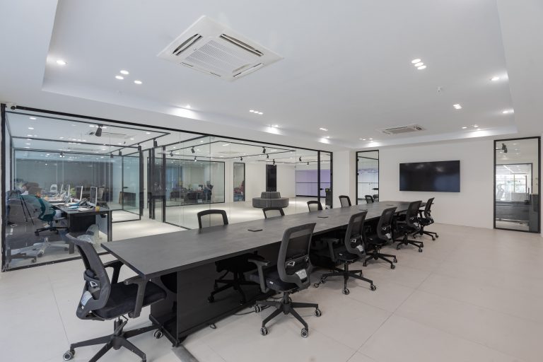 میز کنفرانس